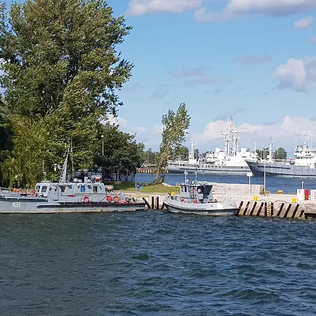 Apartament With A Garden Near Port In *