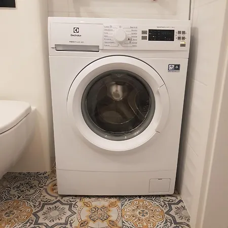 Apartament With A Garden Near Port In