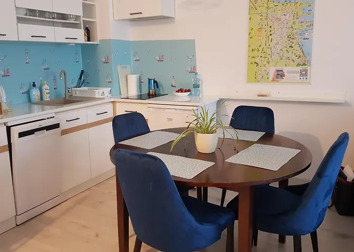 Apartament With A Garden Near Port In *